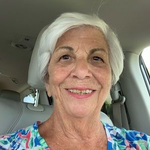 Meet your Posher, Marie